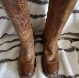 Frye campus 14L boots 7 1/2 true to size.